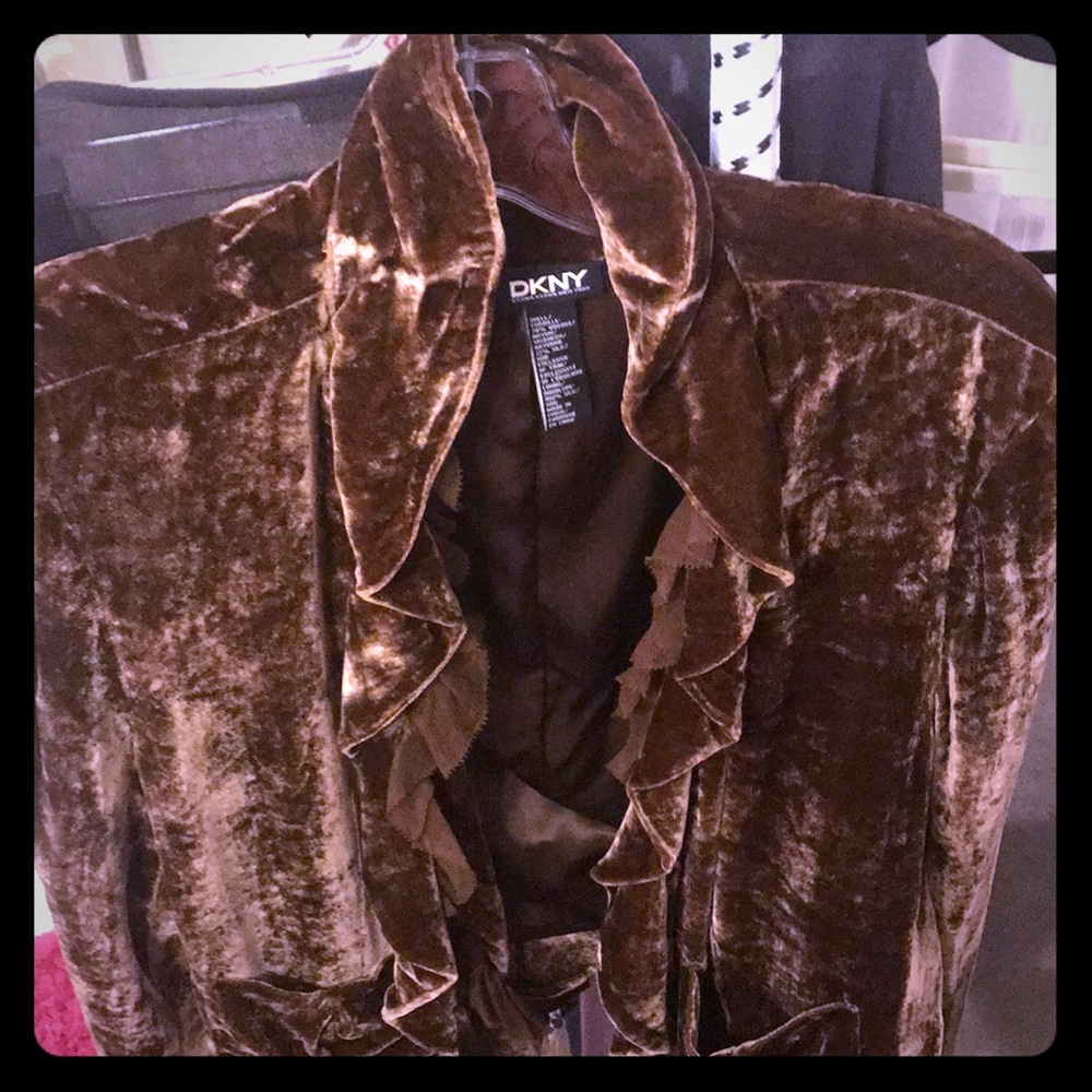 Dnky jacket pristine condition